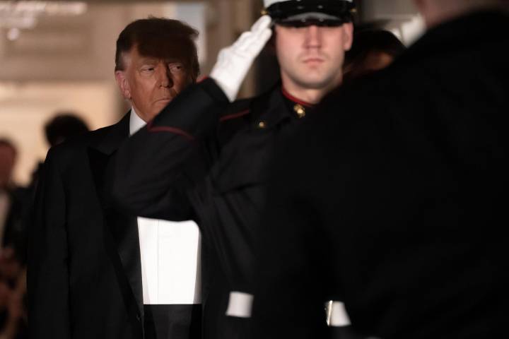 Trump recibirá el miércoles la ley que obliga a publicar los archivos Epstein