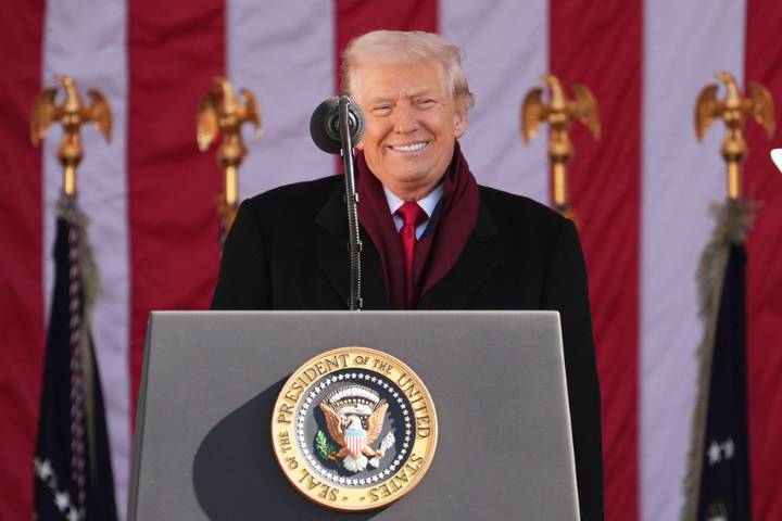 You may not remember these old Trump grifts