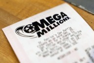 Mega Millions jackpot up to $800 million