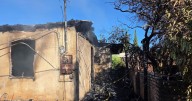 Fuego consume casa en Yuma; bomberos evitan que se propague a casas vecinas
