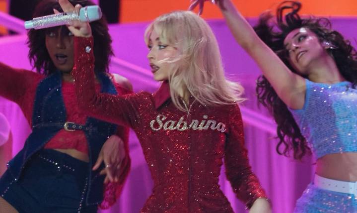 Sabrina Carpenter heading down the rabbit hole in new musical of Alice in Wonderland