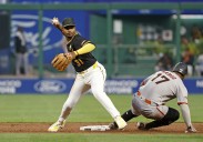 Liover Peguero, Ji Hwan Bae and others gone amid flurry of Pirates roster moves