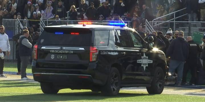 Goodrich PA announcer dies after collapsing on sideline at game