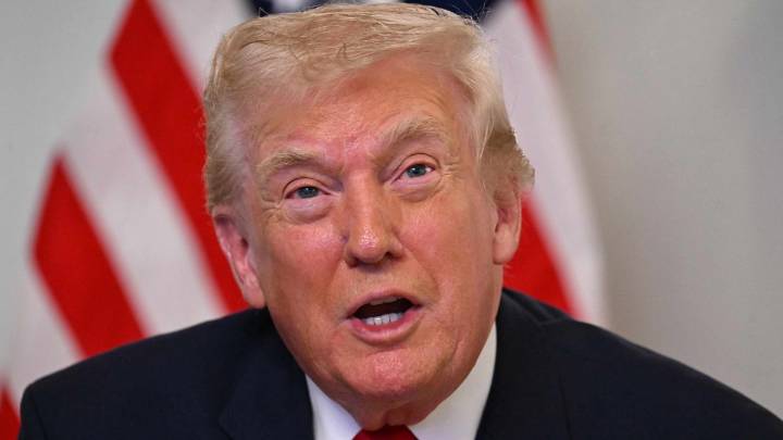 Trump dice que suspenderá "permanentemente" la migración desde el "tercer mundo"