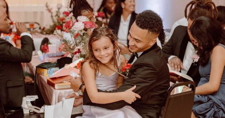 Heartwarming moment prison's 'father-daughter dance' leaves everyone in tears