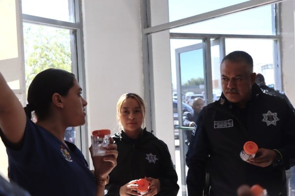 Dan positivo tres policías y un tránsito a cocaína y metanfetamina