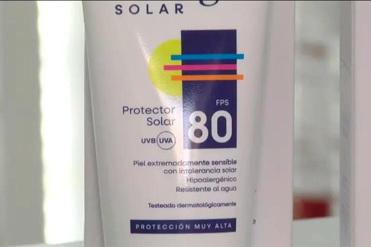 Cuidado de la piel ante el sol: cada cuánto aplicar el protector y cómo hacerlo con repelente