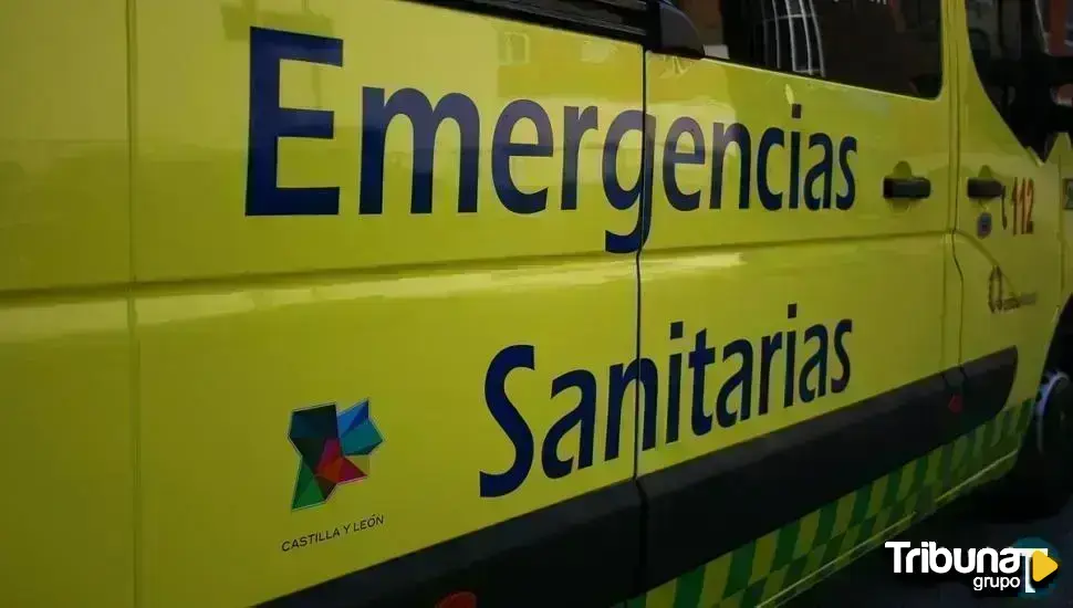 Dos heridos leves en una colisión entre dos turismos en Salamanca