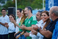 Rehabilita Monterrey cancha de futbol para impulsar deporte