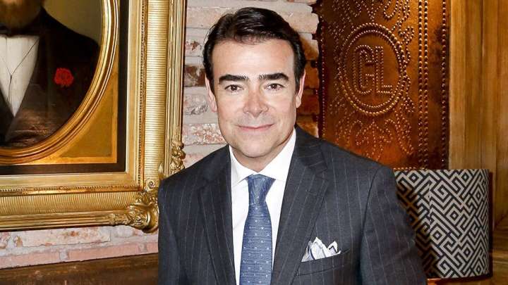 Toño Mauri celebra la boda civil de su hijo Antonio