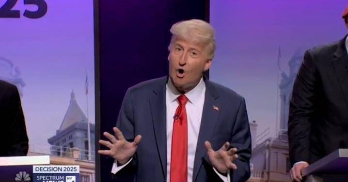 Donald Trump Crashes NYC Mayoral Debate in ‘SNL’ Cold Open