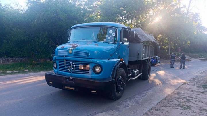 Conmoción en Córdoba por la muerte de un niño que fue atropellado por un camión