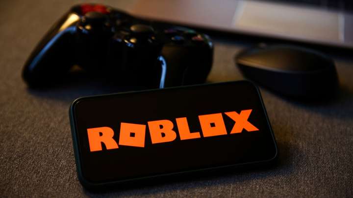 Roblox Implementará Reconocimiento Facial para Verificar Edad de Jugadores en Chats