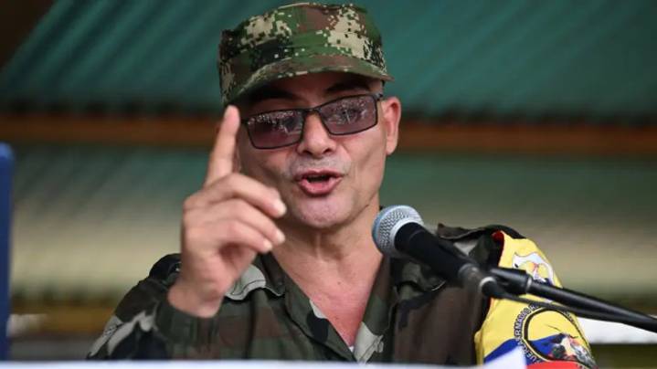 Petro ordenó bombardeos y ampliar ofensiva militar contra ‘Iván Mordisco’ en el Guaviare