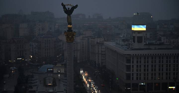 Trump Has a Recipe for War and Corruption, Not Peace