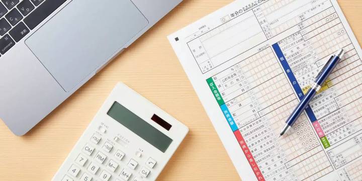 ¿Cuáles son las deducciones personales válidas en la declaración anual 2025 según el SAT?