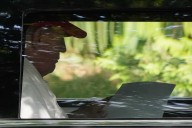 New Trump photo sparks internet frenzy: 'Seems to be aging by a year every week'