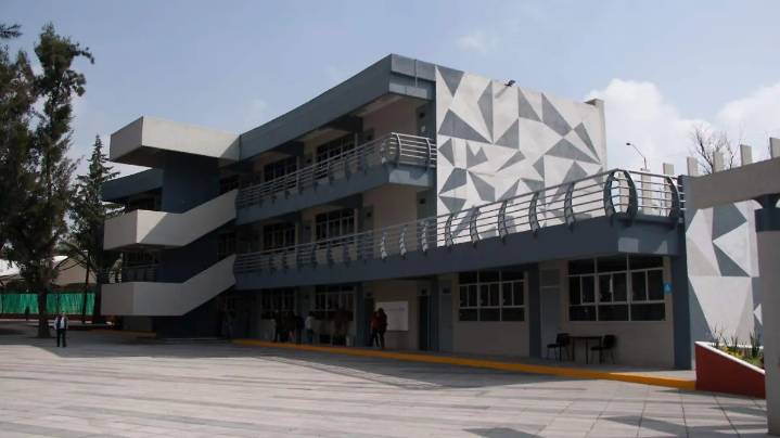 Universidad Rosario Castellanos: sedes con convocatoria abierta para estudiar una licenciatura sin hacer examen