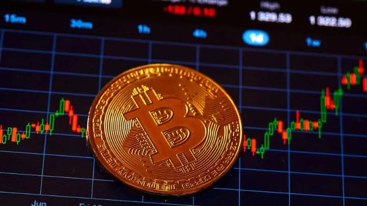 Bitcóin alcanza su cotización más baja en siete meses