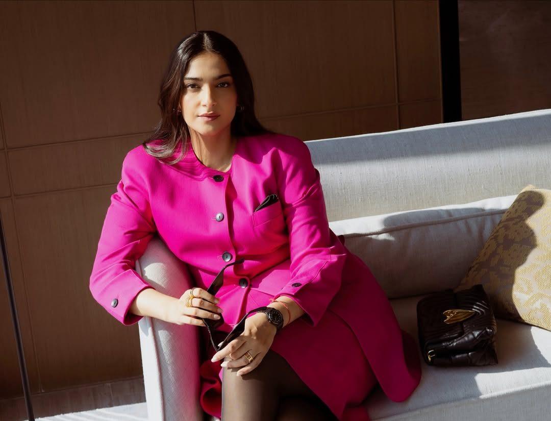 Sonam Kapoor announces second pregnancy, reveals baby bump in Princess Diana