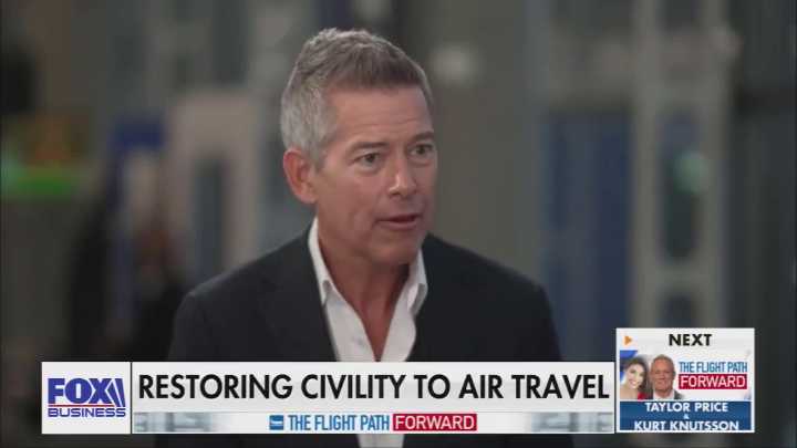 Village Idiot Sean Duffy: Travelers Should Dress Better At Airports