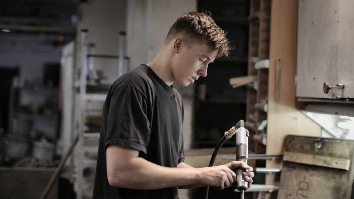 El Gobierno aprobará este martes el Estatuto de Personas en Formación Práctica no Laboral en el ámbito de la empresa