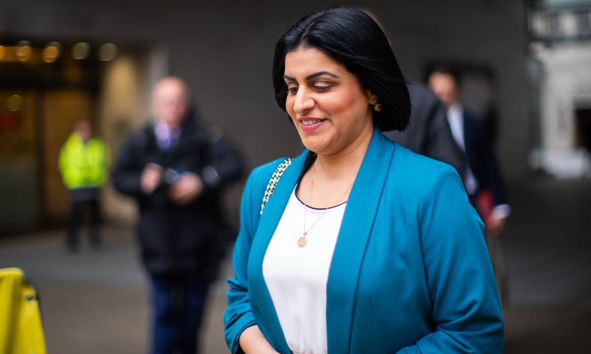 UK could pay migrants with no right to remain more than £3k to leave, Mahmood says