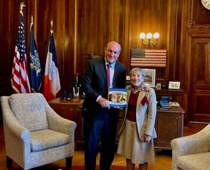 Arrochar resident co-authors a kids’ book on Meucci and the telephone