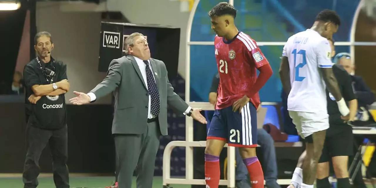 Piojo Herrera fuera de la selección de Costa Rica