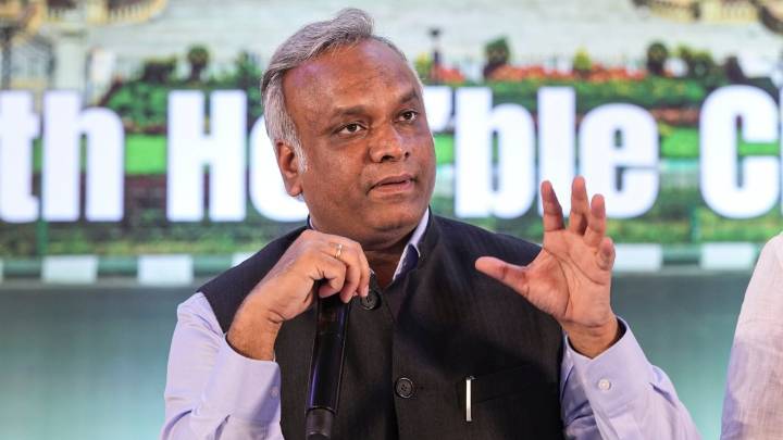 Amit Shah safe as he knows Modi's secrets, must resign: Priyank Kharge on Delhi blast