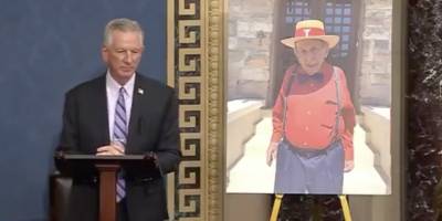 Sen. Tuberville honors Alabama heroes, oldest living U.S. Marine, in Veterans Day tribute