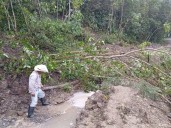 Lluvias causan afectaciones en caminos de la sierra Otomí