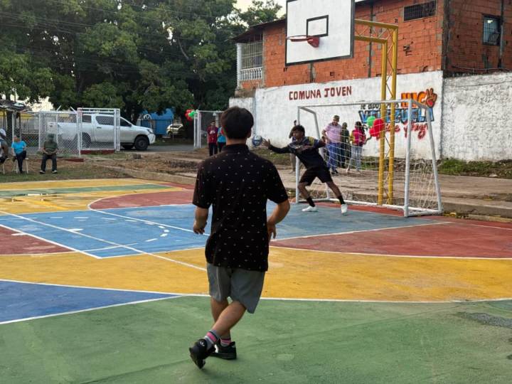 Juventud comunera rehabilita 97 espacios deportivos y recreativos en Monagas