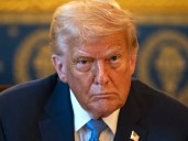 Trump: Espacio aéreo venezolano debe considerarse “totalmente cerrado”