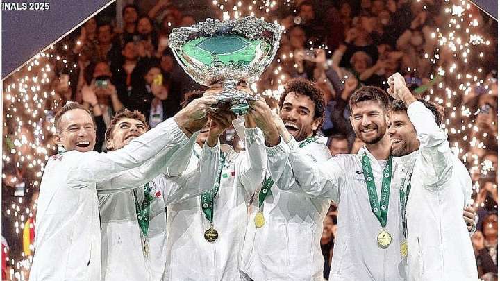Italia conquistó la Copa Davis por tercera vez consecutiva tras vencer a España