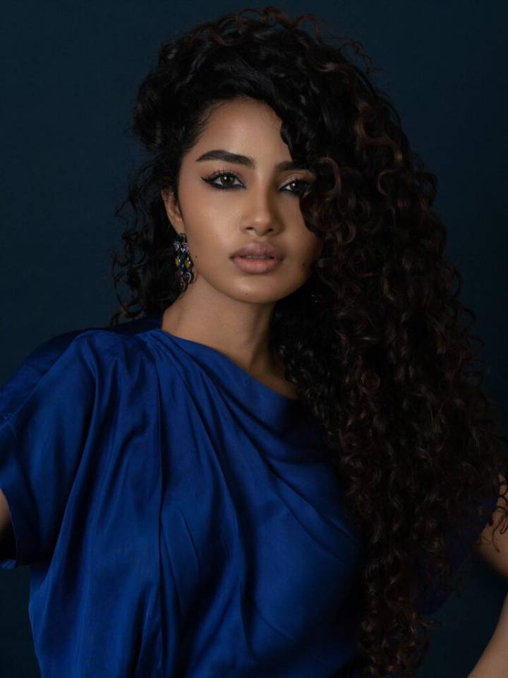 Anupama’s Satin Blue Steals Every Stare
