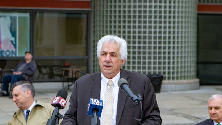 Lawmakers question 'helpless RIDOT in Washington Bridge hearing