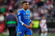 Rapero francés Orelsan dice que un “malentendido” causó su disputa con Mbappé