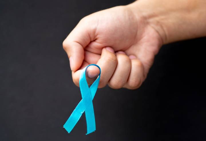 Día Internacional del Hombre: Siete hombres mueren cada día en Chile por cáncer de próstata