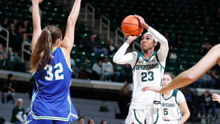 Jalyn Brown finding niche off bench, helps MSU women move to 5
