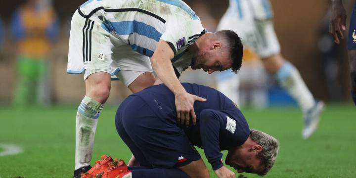 La nueva regla “anti simulación” que impulsará la FIFA para aumentar el tiempo de juego: cuándo se pondrá en marcha