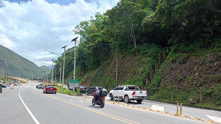 Invías reporta novedad en la Vía al Llano, pese a reciente reapertura del kilómetro 18: esto sucedió