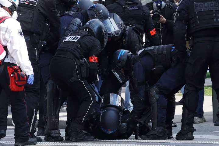 Francia: conductor atropella a peatones y ciclistas mientras grita “Allah es grande” en la isla de Oléron