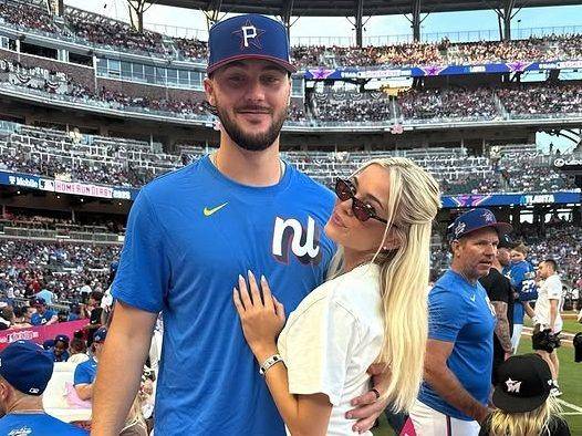 Paul Skenes trolls fan at airport with cheeky Livvy Dunne photo