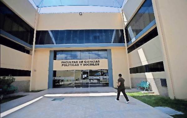 Debe Federación 400 mdp a la UACH