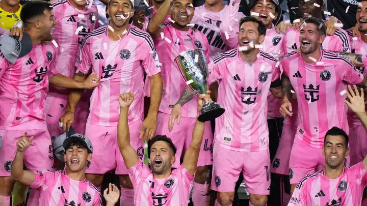 Lionel Messi se coronó campeón con el Inter Miami; lo festejó junto a su mamá