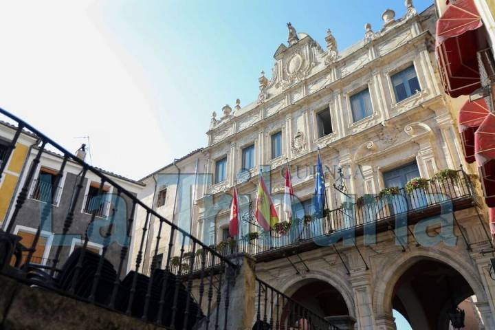 Aprueban los convenios con diferentes entidades sociales