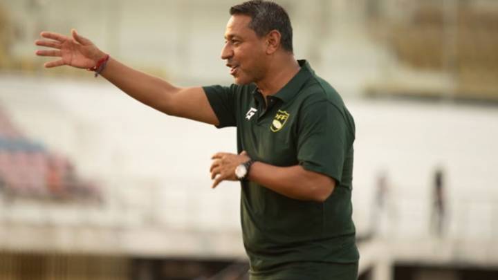 Solano asume el reto en Pakistán y quiere revolucionar su fútbol