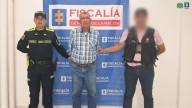 Profesor de primaria habría abusado de cinco niños en Leticia; juez ordenó enviarlo a la cárcel