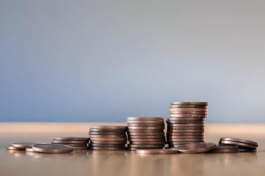 Coin Club Surrenders To Old Man Winter